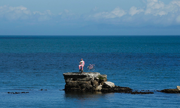 Pescatore e bici rosa in Irlanda per il Giro 2014
