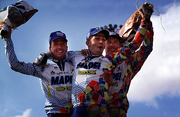 Tris Mapei alla Paris-Roubaix 1998