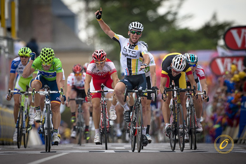 Cavendish vince una tappa al Tour 2011